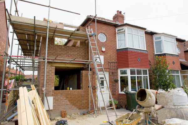 How Do Construction Methods Affect Party Wall Requirements? A Homeowner’s Guide 4 Frequently Asked Questions Windsor