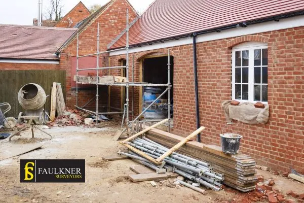 What is the minimum distance between 2 houses? 2 Distance Between Two Houses : Party Wall Surveyors Windsor